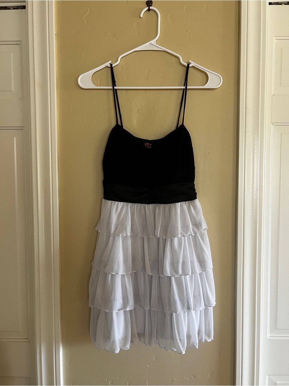 2B Bebe Black and White Layered Ruffle Dress